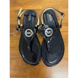Michael Kors Black Patent Leather Thong Sandals Women’s 9 Logo Buckle Medallion